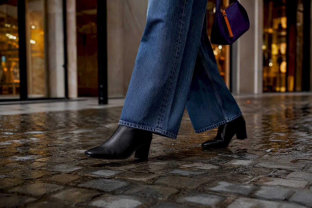 Stiefeletten zu Wide-Leg-Jeans: Diese Modelle passen wirklich - NYDJ