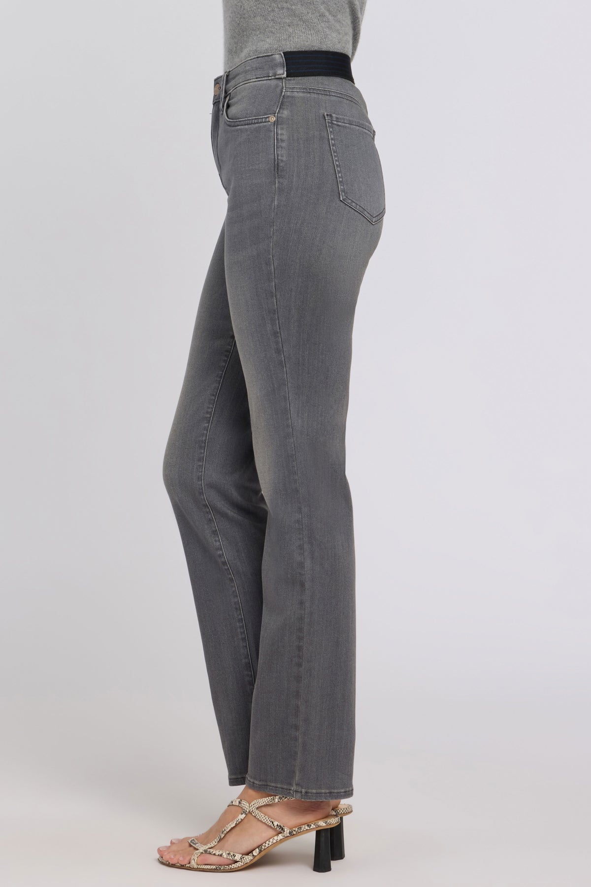 No Gapper™ Marilyn Straight Jeans en Sure Stretch® Denim | Dusty Ash