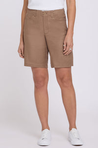 5 Pocket Bermuda Shorts In Stretch Linen | Toasted Coconut | Shorts | NYDJ