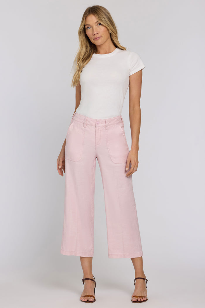 Wide Leg Cargo Capri Pants in Stretch Lin | Light Lilac