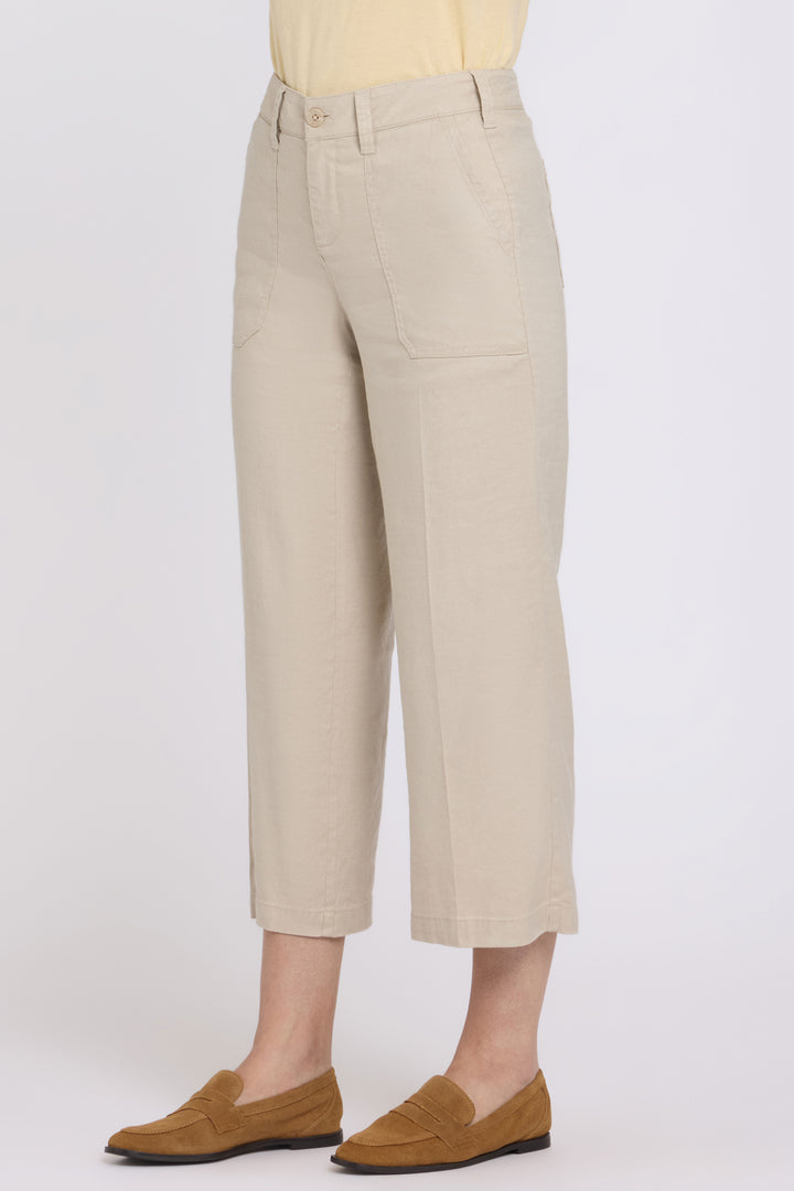 Wide Leg Cargo Capri Pants in Stretch Lin | Feather