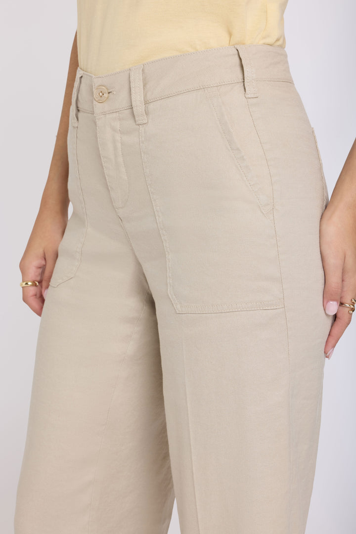 Wide Leg Cargo Capri Pants in Stretch Lin | Feather