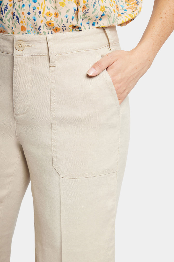 Wide Leg Cargo Capri Pants in Stretch Lin | Feather