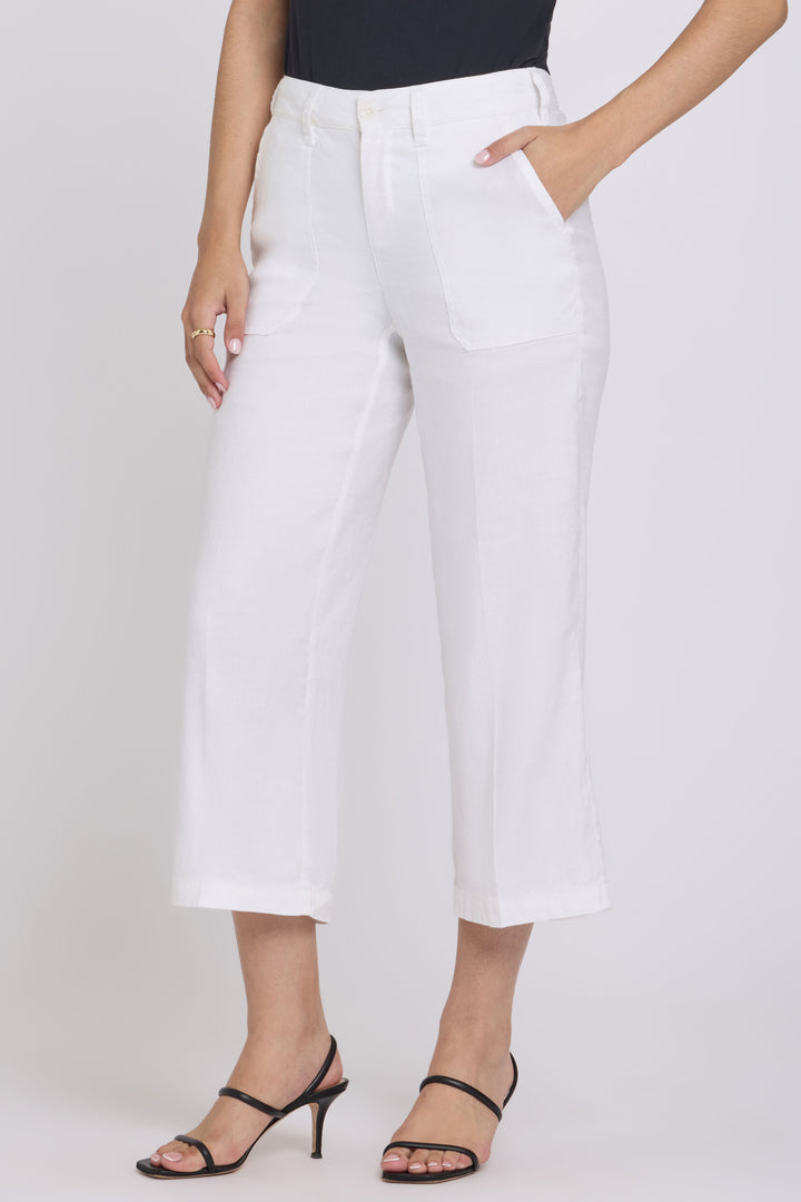 Wide Leg Cargo Capri Pants in Stretch Lin | Optic White