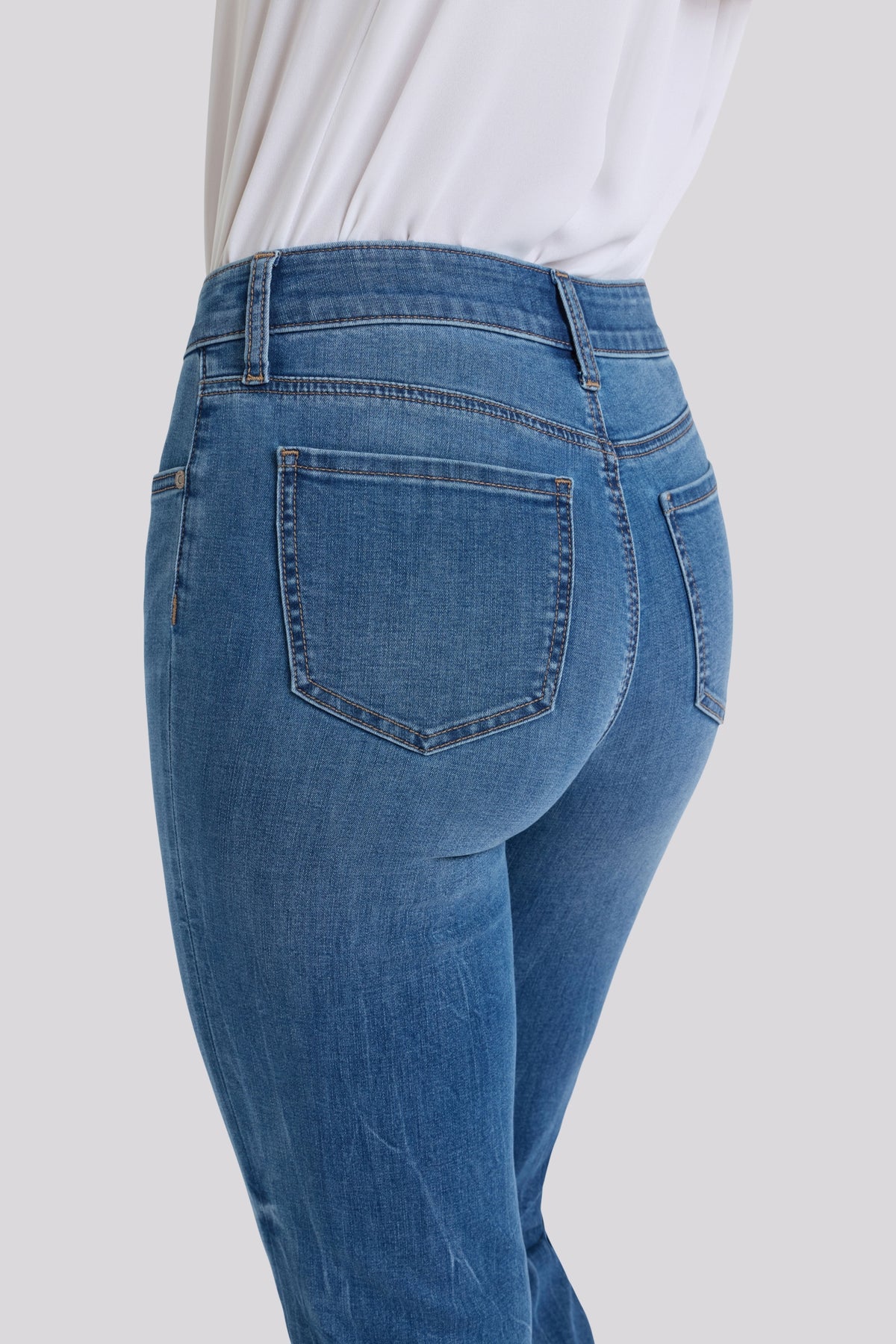 Marilyn Straight Crop Jeans In Cool Embrace® Denim | Wild River | Pants | NYDJ