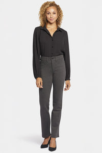 Marilyn Straight Sculpt-Her™ Pants | Charcoal Heather | Pants | NYDJ