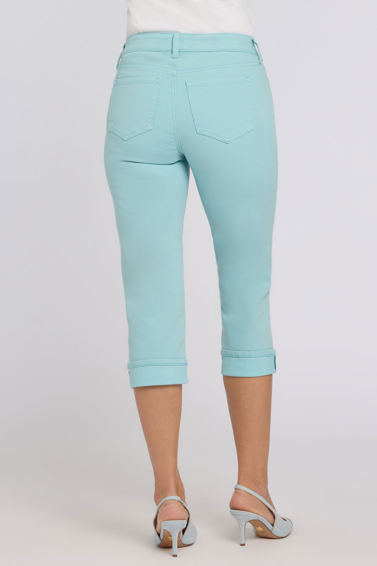 Marilyn Straight Crop Jeans En Cool Embrace® Denim Avec Cuffs | Aqua Haze