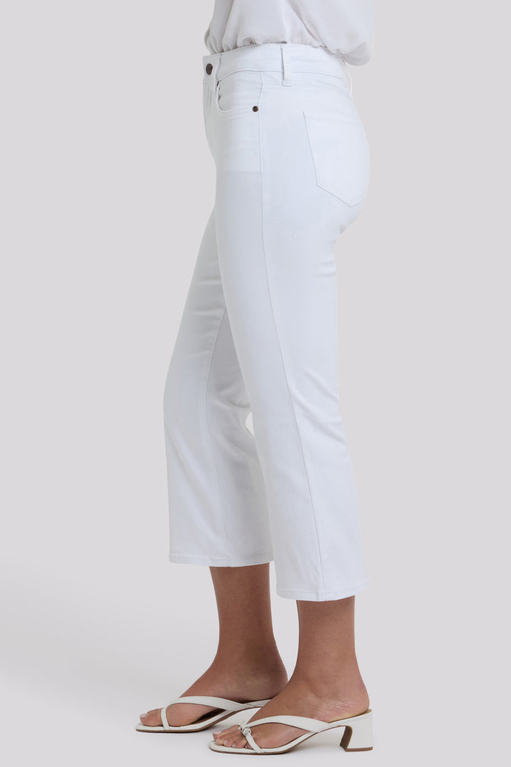 Monica Kick Flare Crop Jeans avec High Rise | Optic White