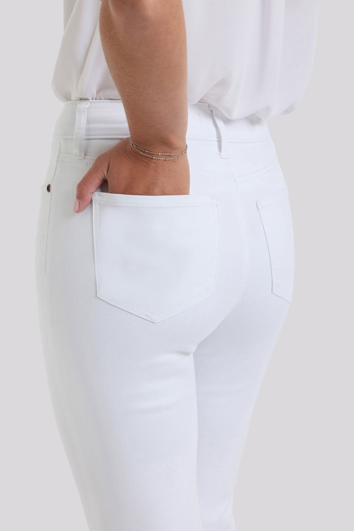 Monica Kick Flare Crop Jeans avec High Rise | Optic White