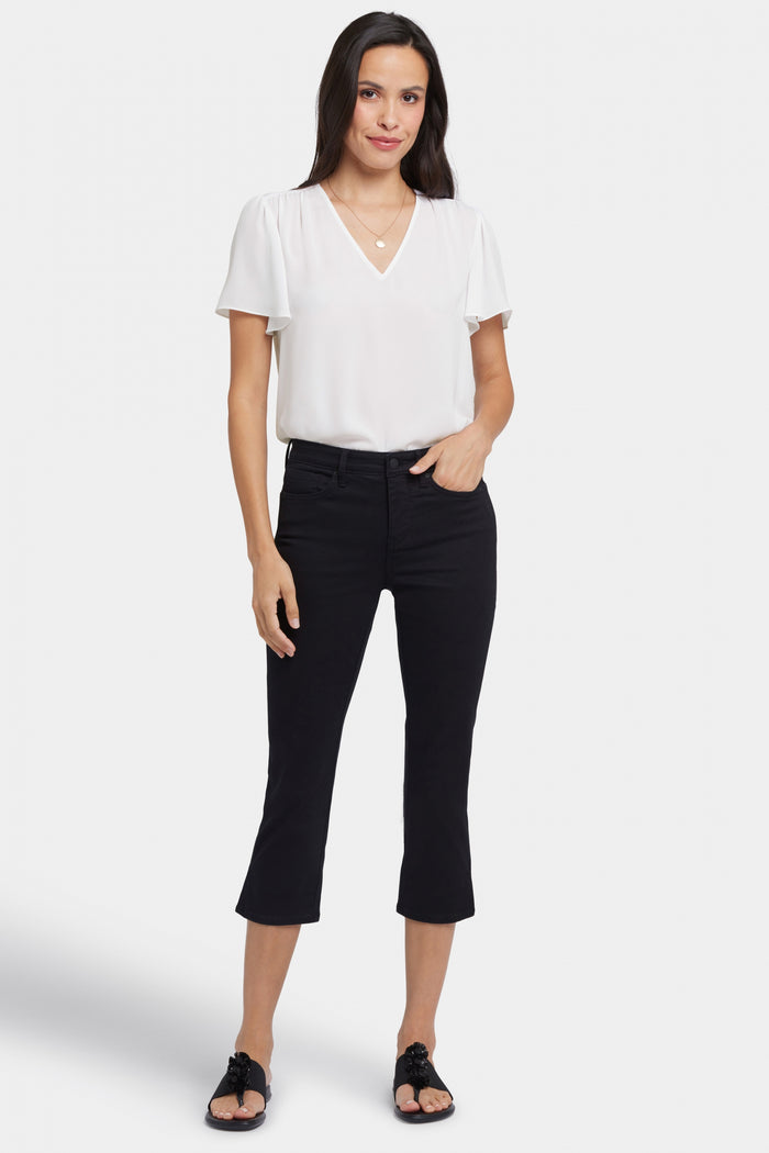 Chloe Capri Jeans With Side Slits | Black | Pants | NYDJ