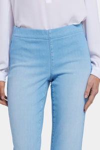 Bailey Relaxed Straight Ankle Pull-On Jeans In Soft-Contour Denim™ | Canary Beach | Pants | NYDJ