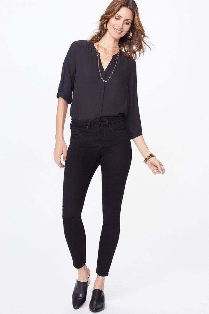 Ami Skinny Jeans Black Premium Denim (Petite) | Black | Denim | NYDJ