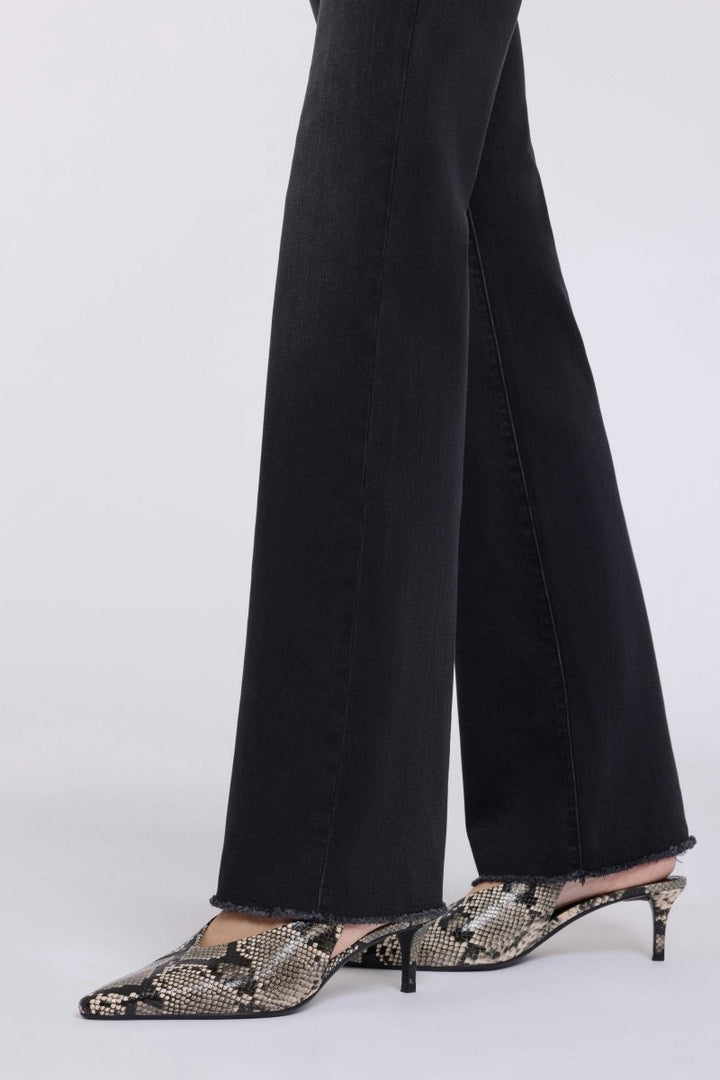 Barbara Bootcut Jeans In Sure Stretch® Denim | Helleborus - NYDJ