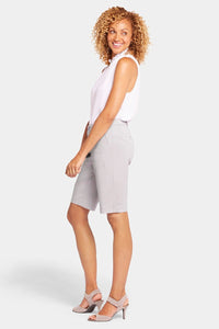 Bermuda Short Grey Stretch Twill | Pearl Grey | Shorts | NYDJ