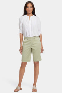 Bermuda Shorts In Stretch Twill | Rosemary | Shorts | NYDJ