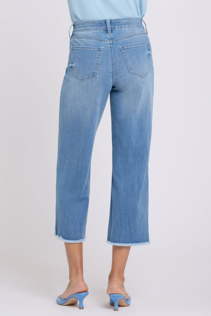 Coco Relaxed Wide Leg Crop Jeans With High Rise | Vista Lake | Denim | NYDJ