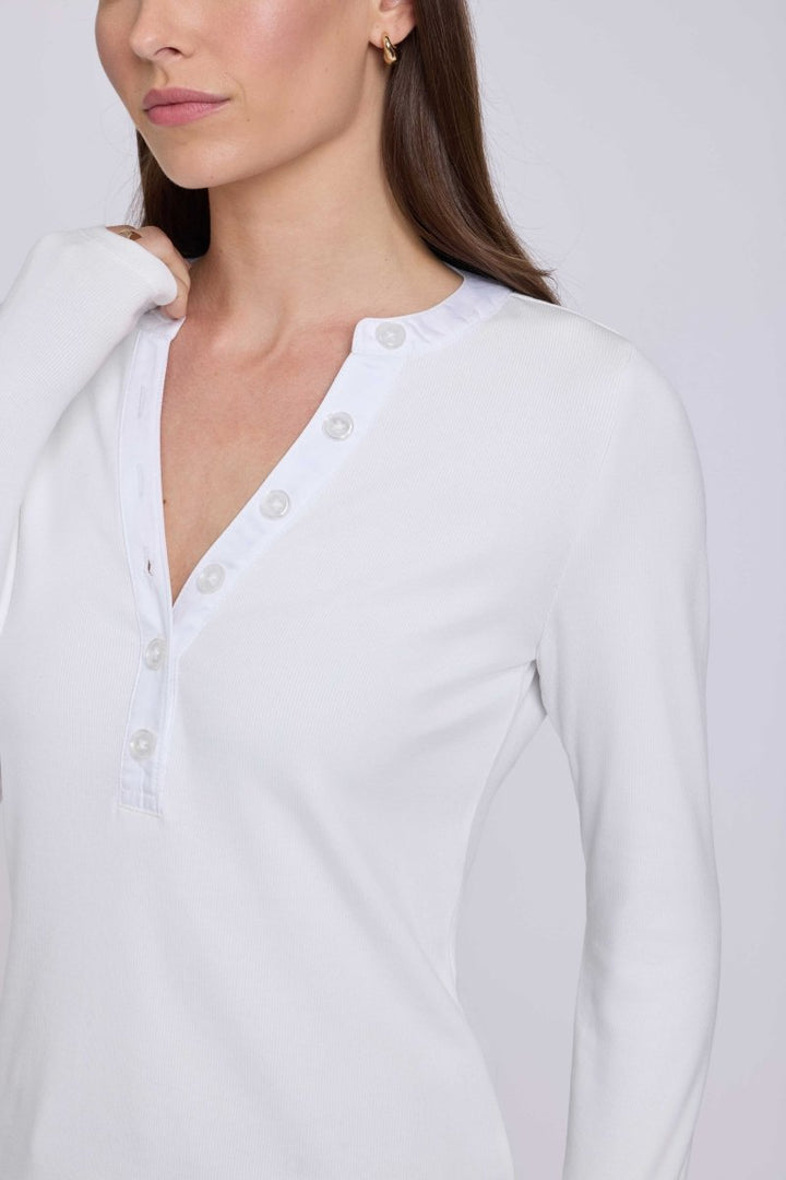 Emery Ribbed Henley | Optic White - NYDJ