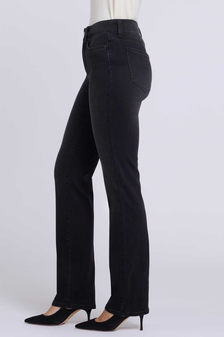 Marilyn Straight Jeans In Sure Stretch® Denim | Helleborus - NYDJ