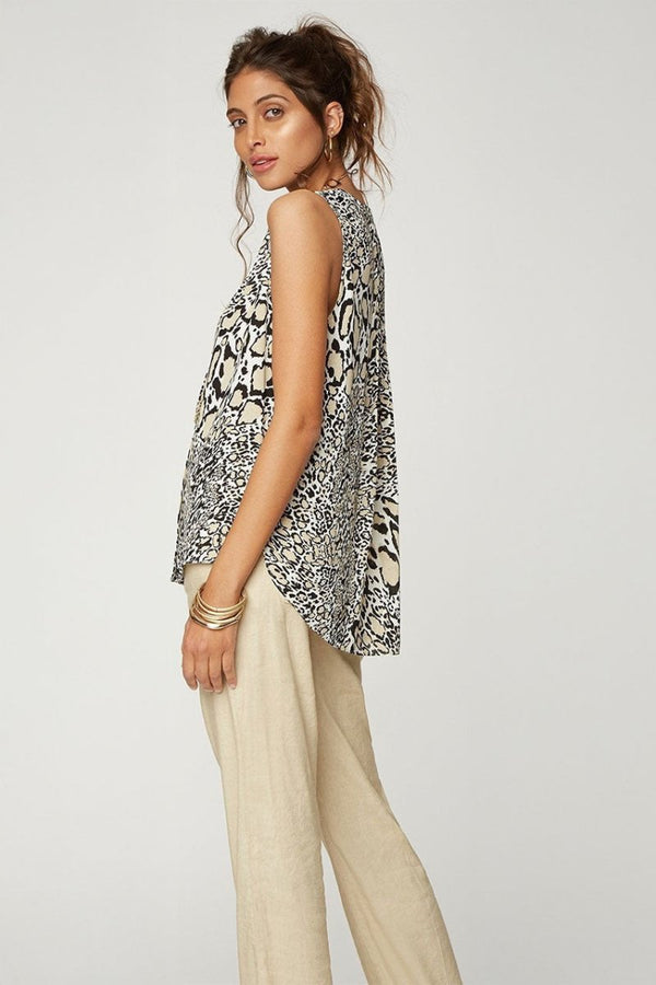 Sleeveless Pintuck Blouse Animal print | Abstract Jaguar | Top | NYDJ