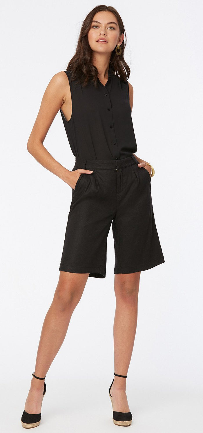 Relaxed Bermuda Short Black Stretch Linen | Black | Shorts | NYDJ