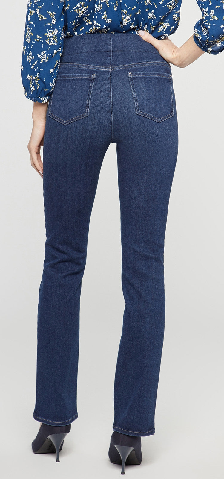 Marilyn Straight Pull-On Jeans Dark Blue SpanSpring™ Denim | Blue Star | Denim | NYDJ