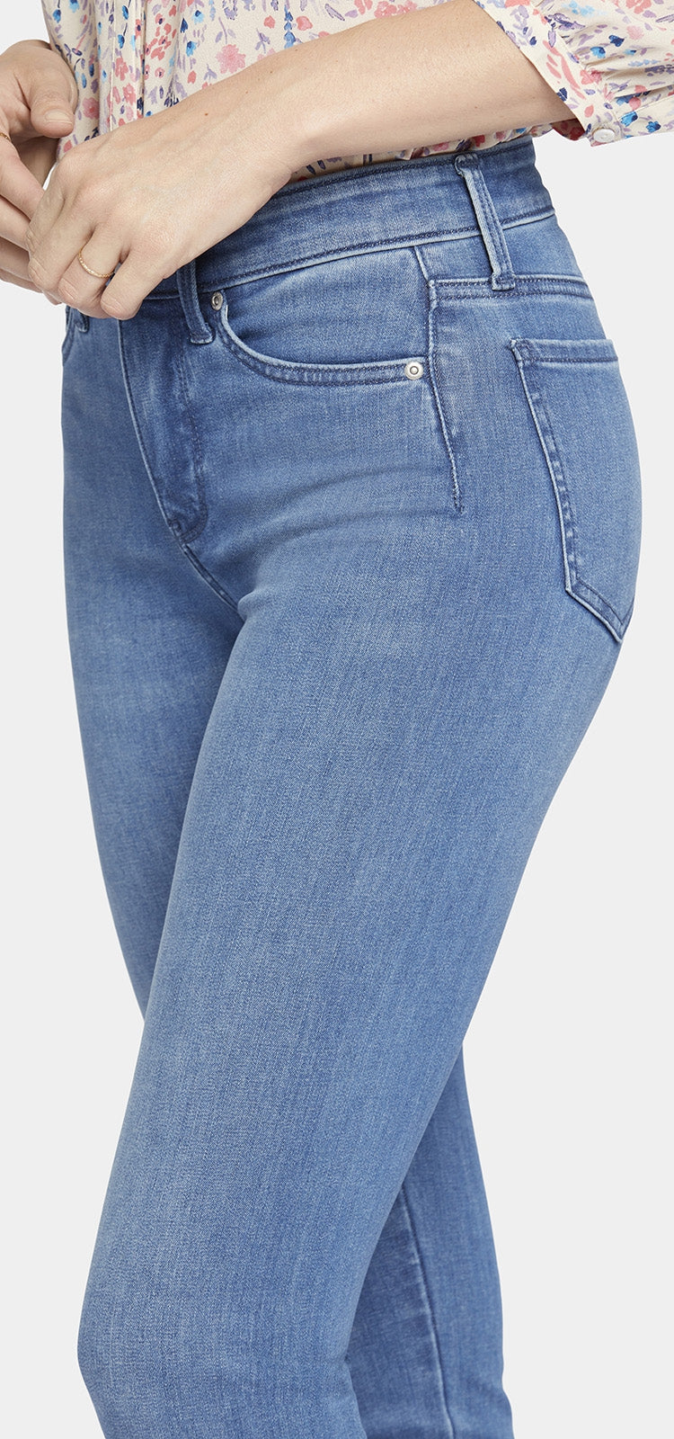 Seamless Sheri Slim Jeans Medium Blue Premium Denim | Stunning | Pants | NYDJ